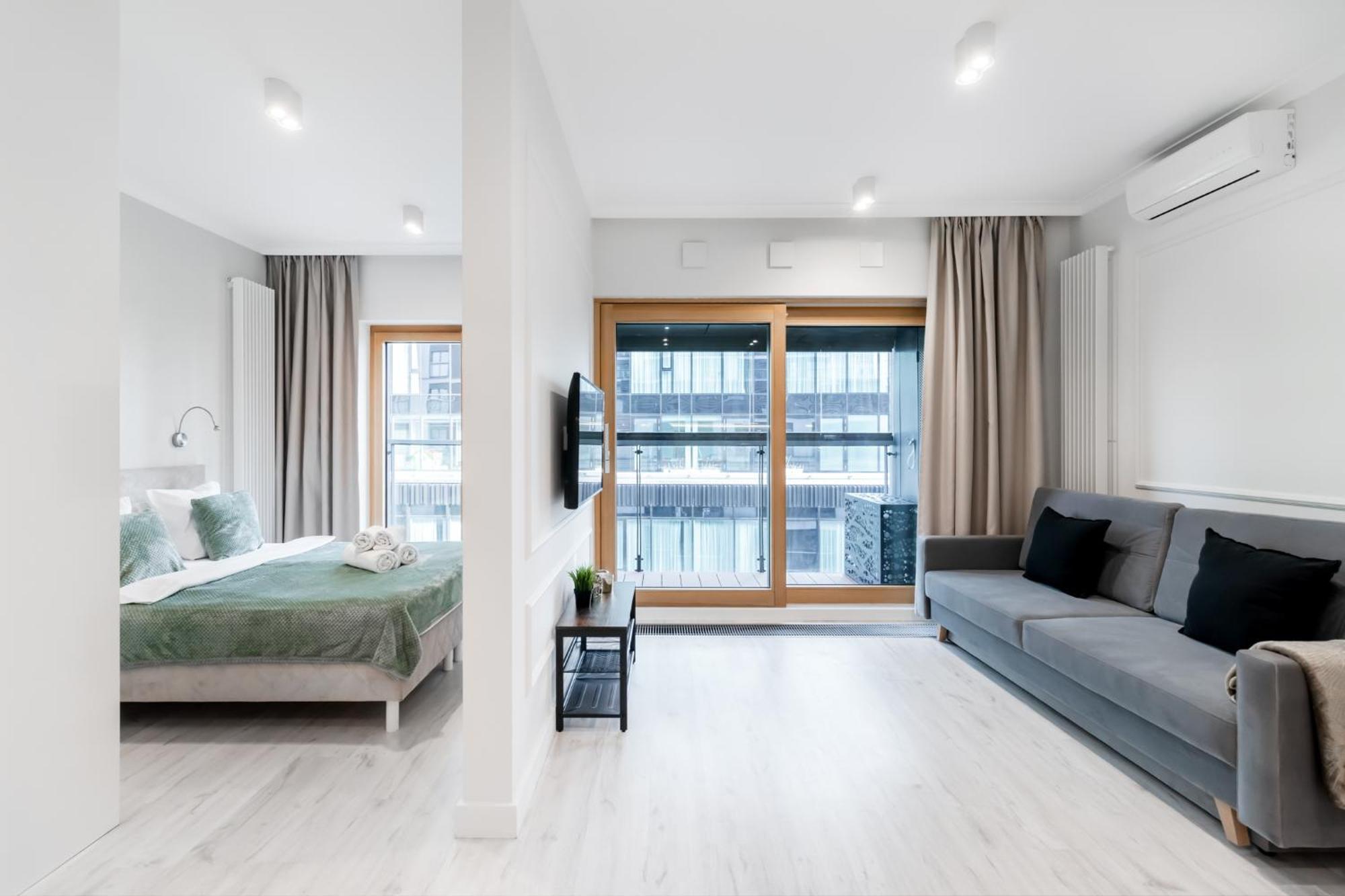 Golden Apartments -City Center - Mennica Residence Варшава Экстерьер фото