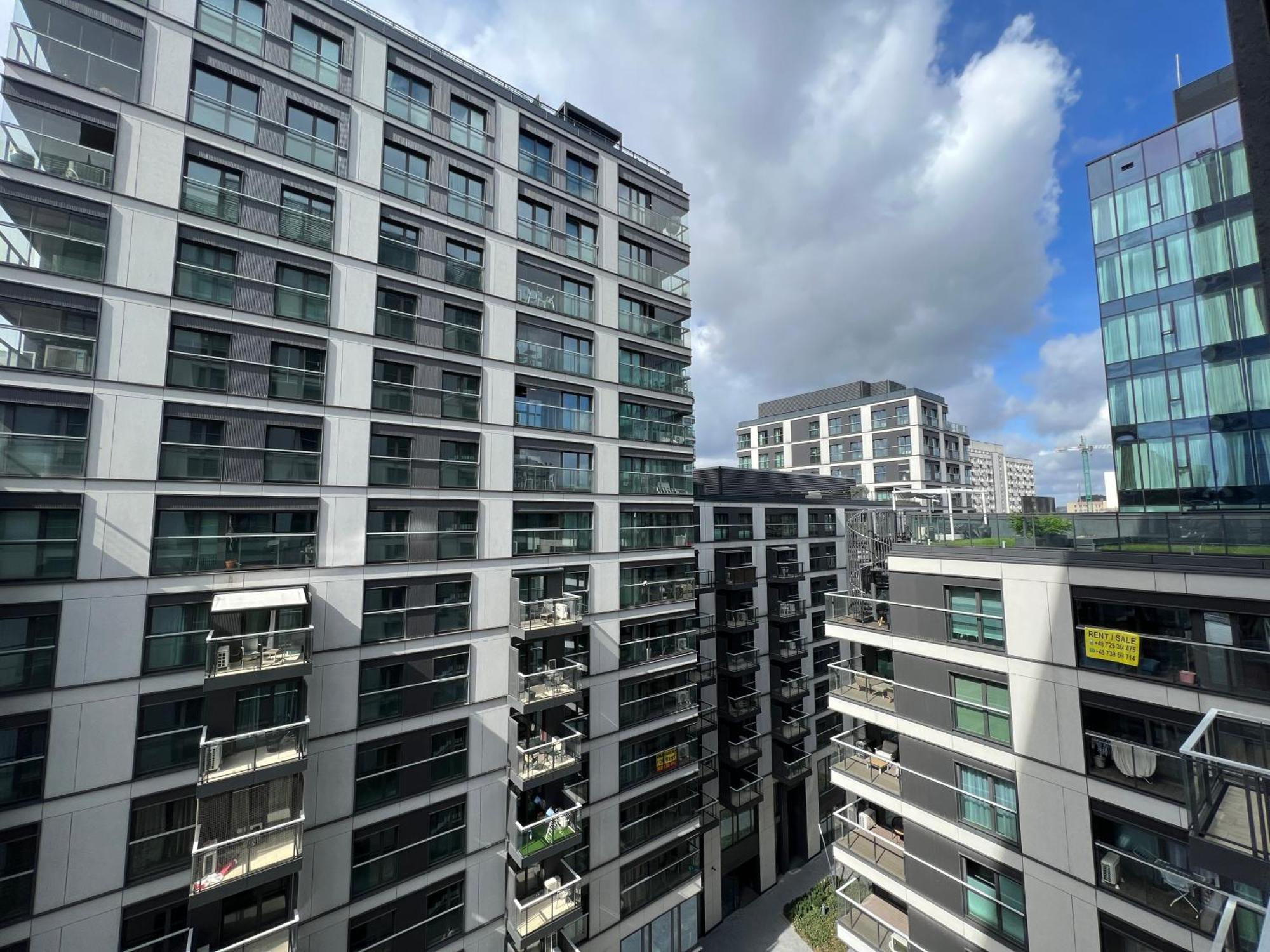 Golden Apartments -City Center - Mennica Residence Варшава Экстерьер фото