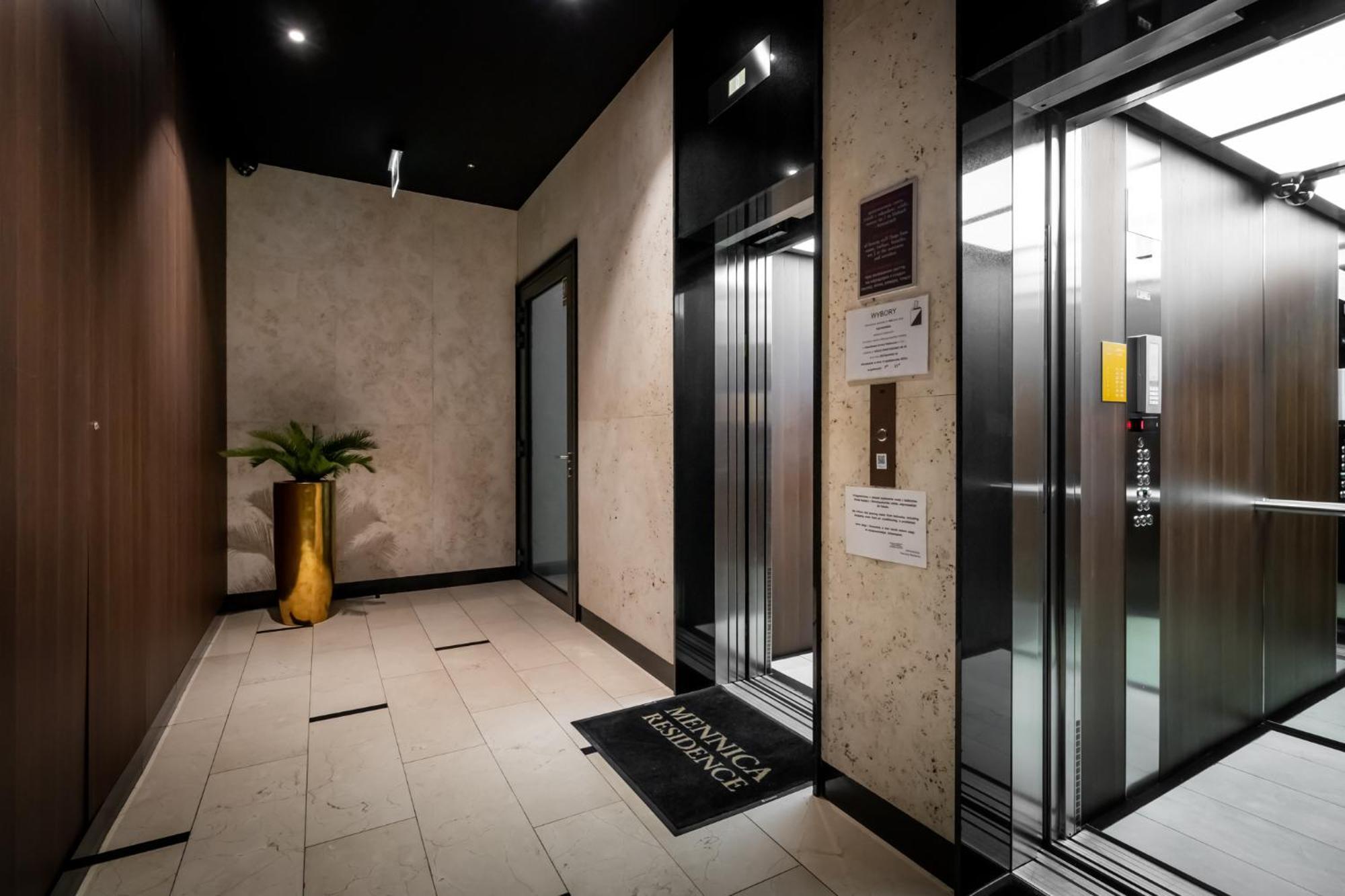 Golden Apartments -City Center - Mennica Residence Варшава Экстерьер фото