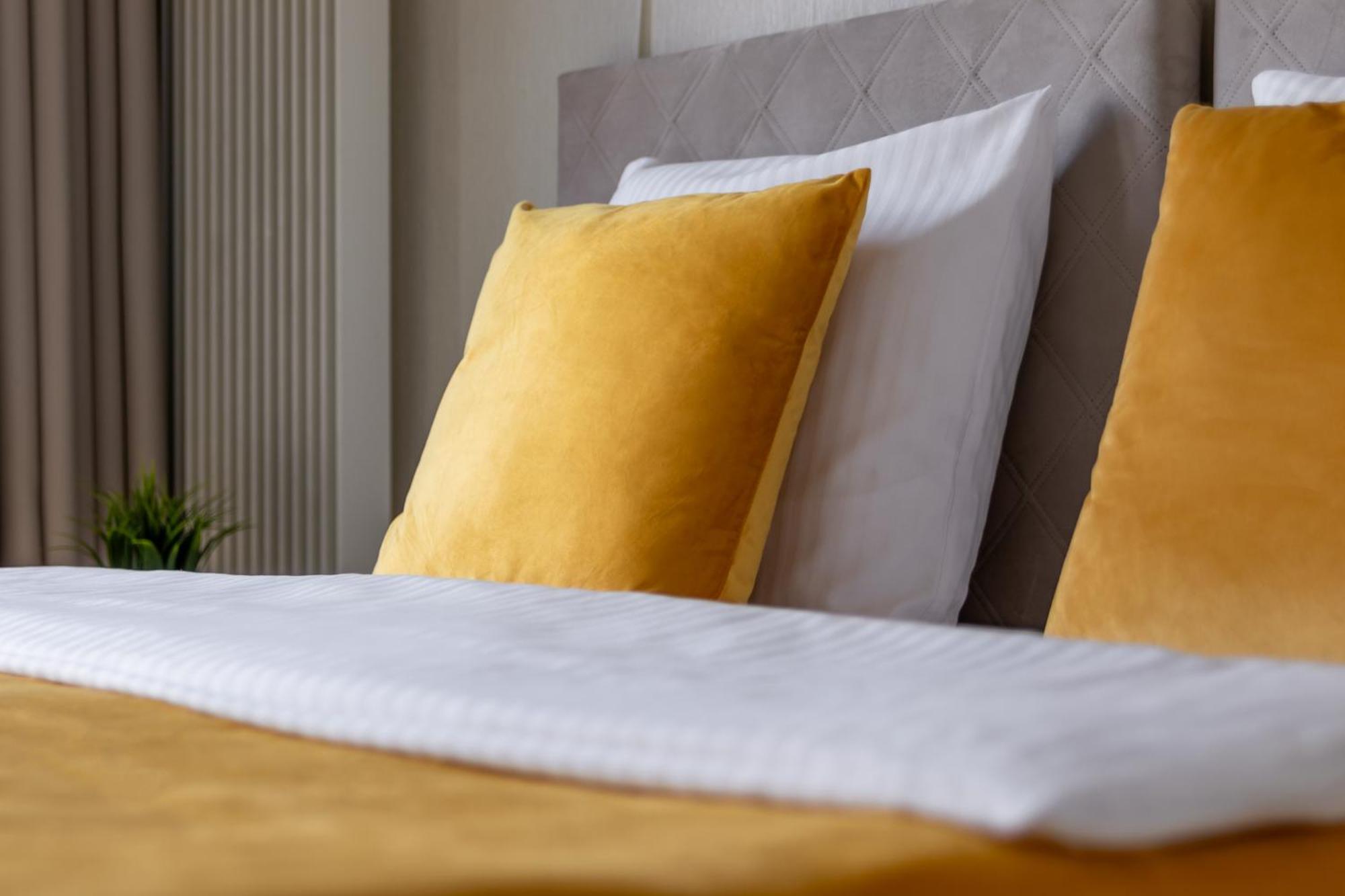 Golden Apartments -City Center - Mennica Residence Варшава Экстерьер фото